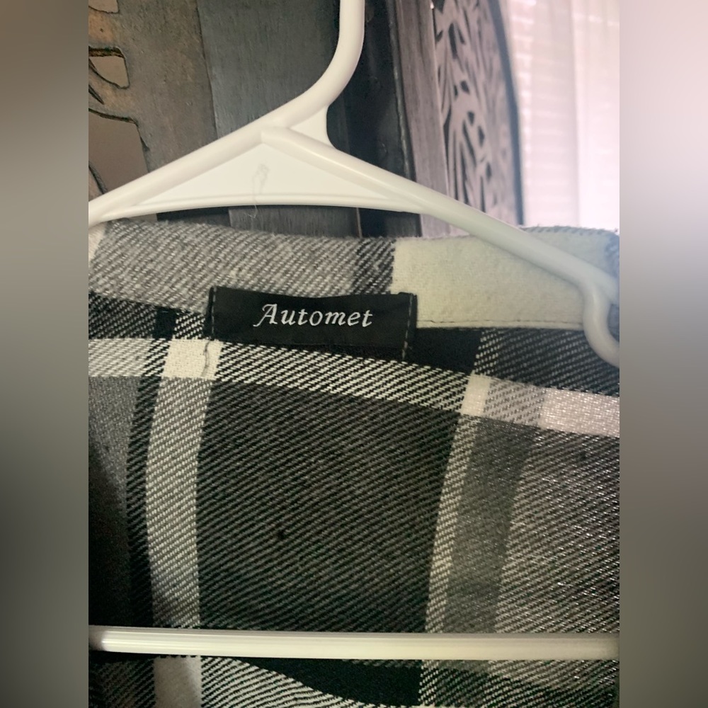Plaid over shirt - Picture 2 of 4